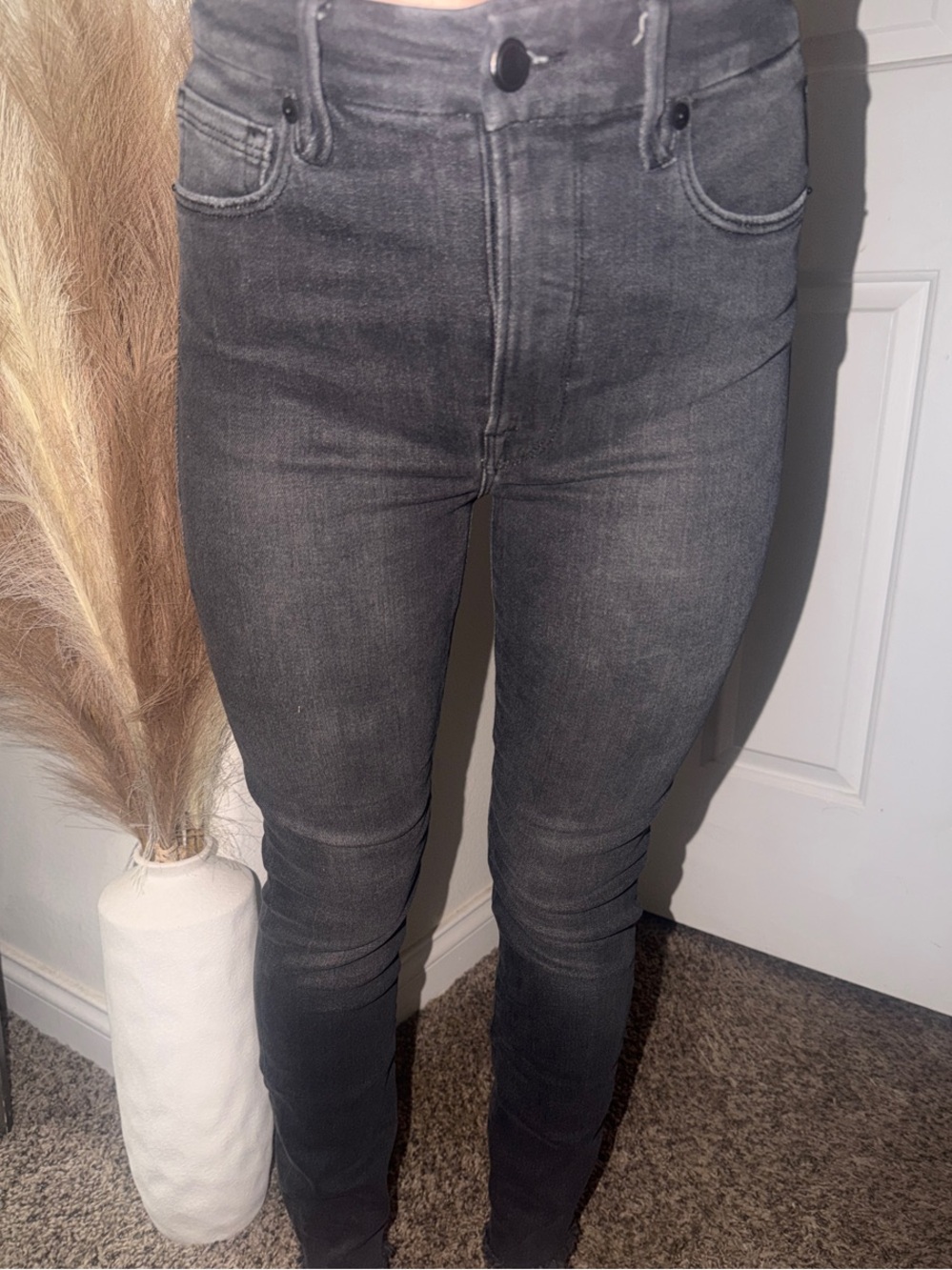 Good American NWT- High-Rise Black-Gray Women's Skinny Jeans